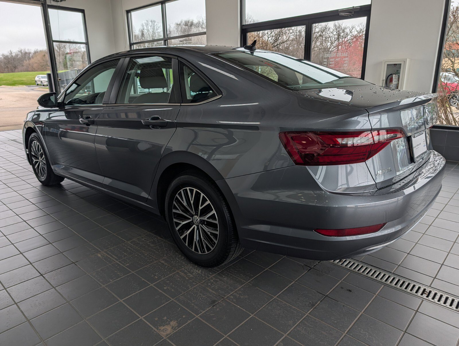 Used 2021 Volkswagen Jetta S w/ Driver Assistance Package image 4