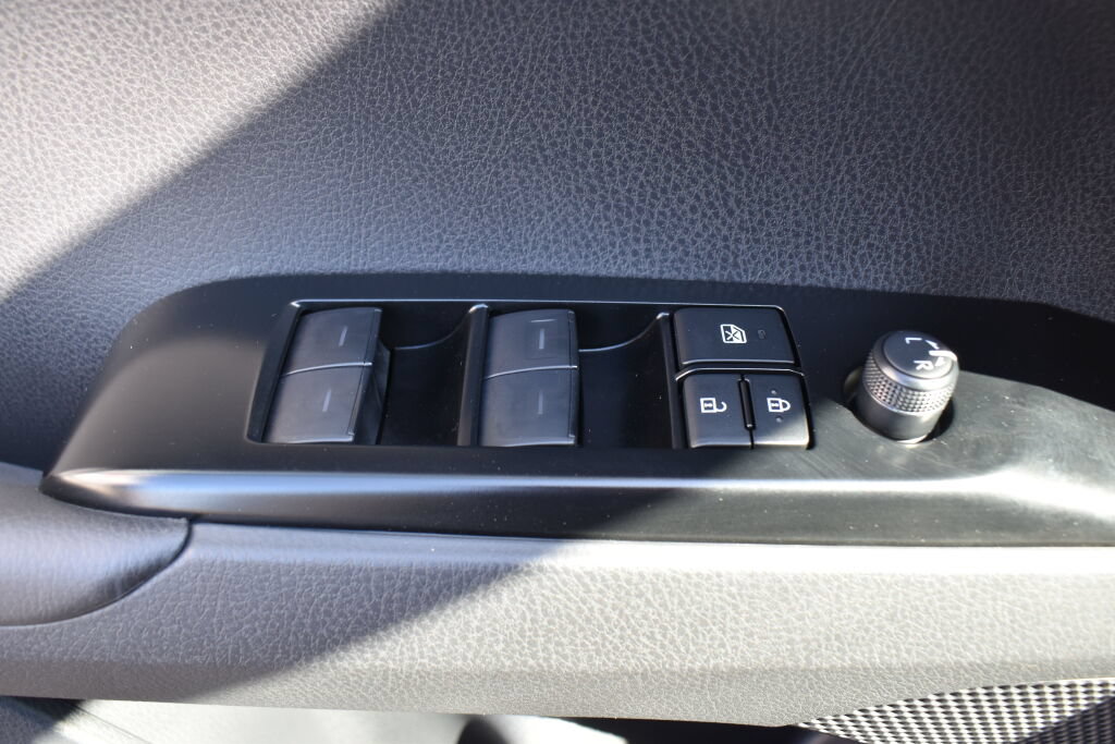 Certified 2026 Toyota Camry SE w/ Convenience Package AWD/4WD image 16