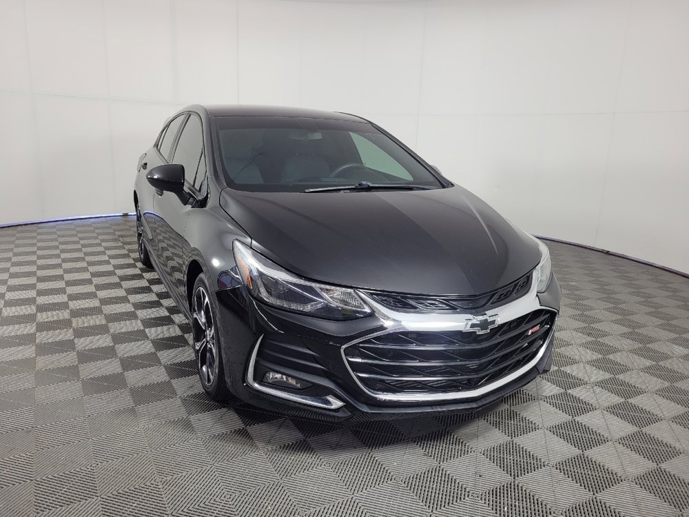 Used 2019 Chevrolet Cruze LT w/ RS Package FWD image 13