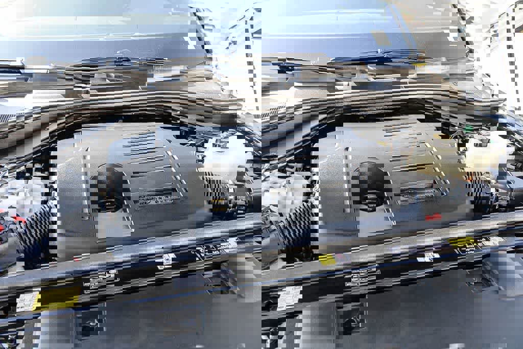 Used 2025 Land Rover Range Rover Sport Dynamic SE image 24