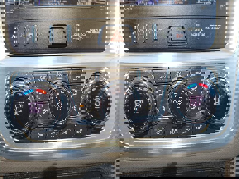 Used 2015 GMC Acadia SLT w/ Open Road Package image 25