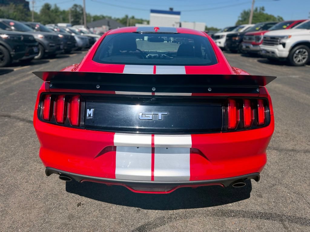 Used 2017 Ford Mustang GT Premium w/ GT Performance Package RWD image 5