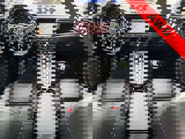 Used 2020 Porsche Macan w/ Premium Package Plus video 2