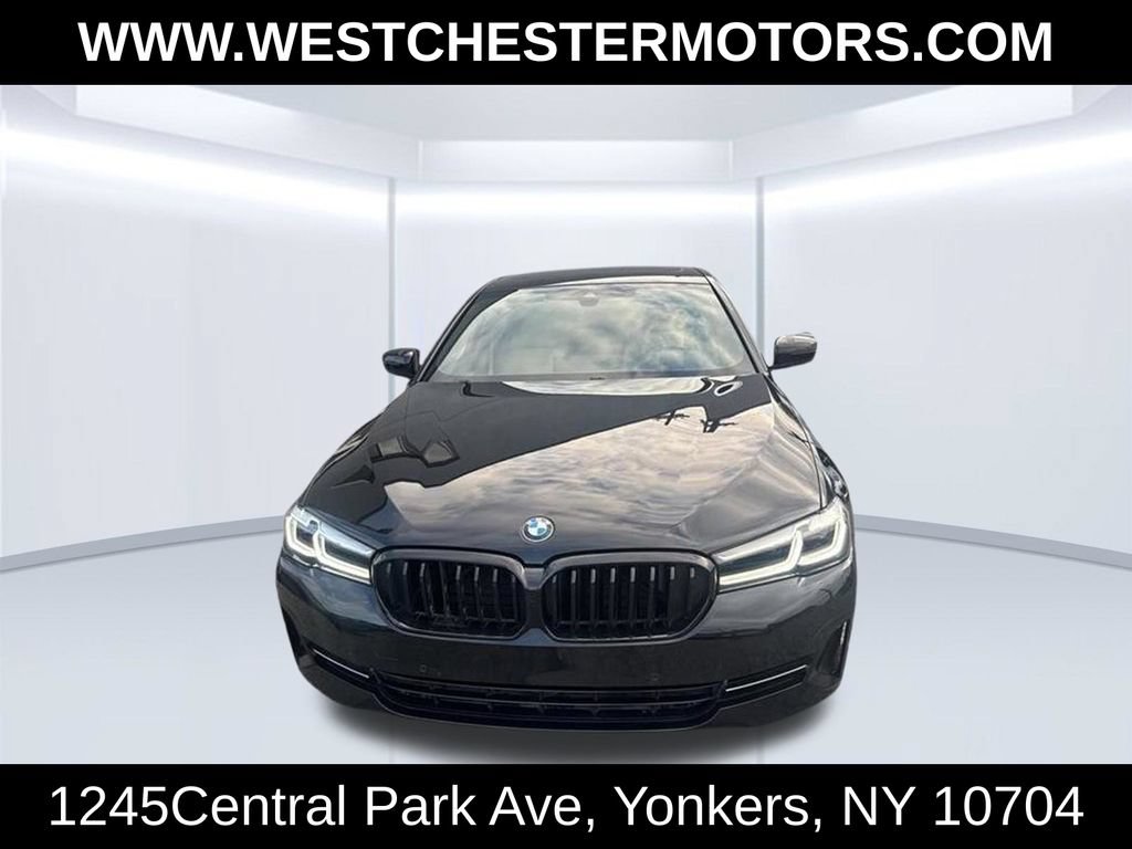 Used 2023 BMW 530i w/ Premium Package RWD image 2