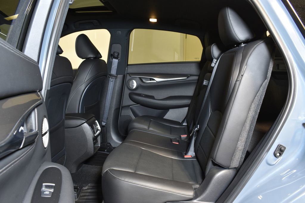 Certified 2025 INFINITI QX55 Essential image 27