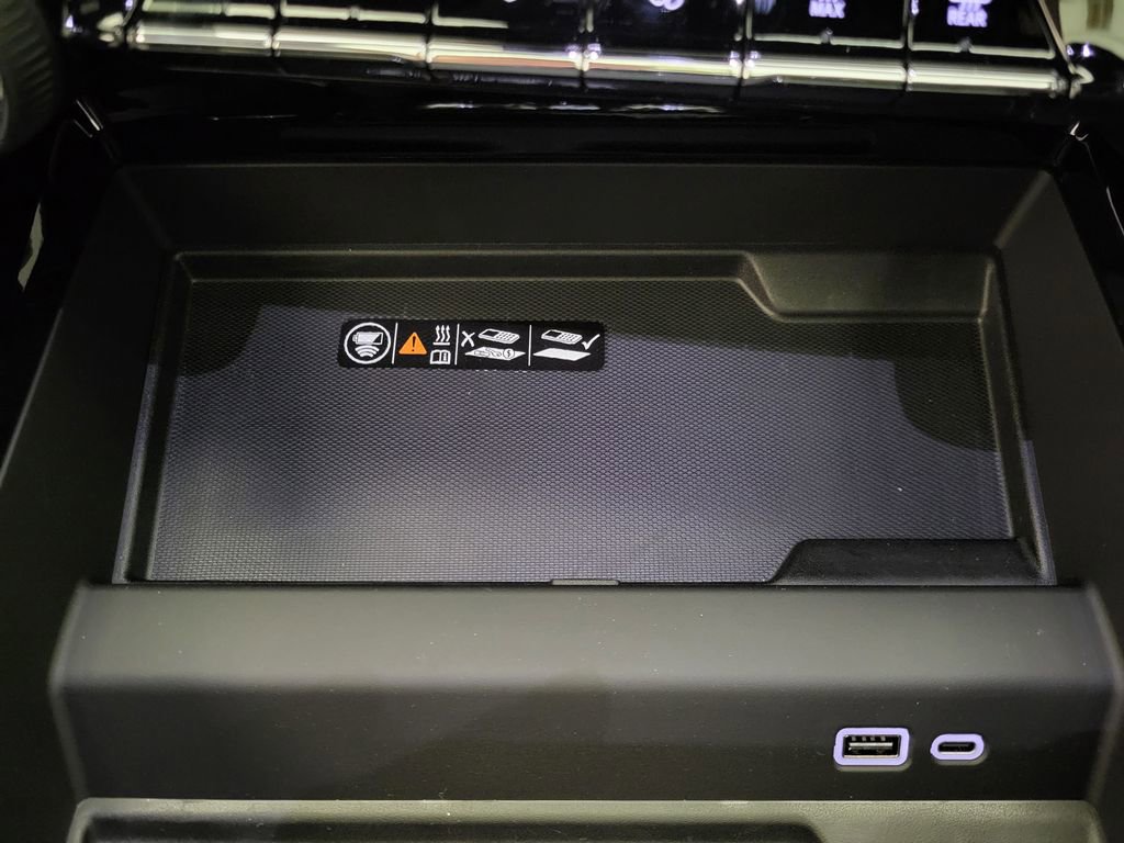 New 2026 Chevrolet Tahoe Premier image 12