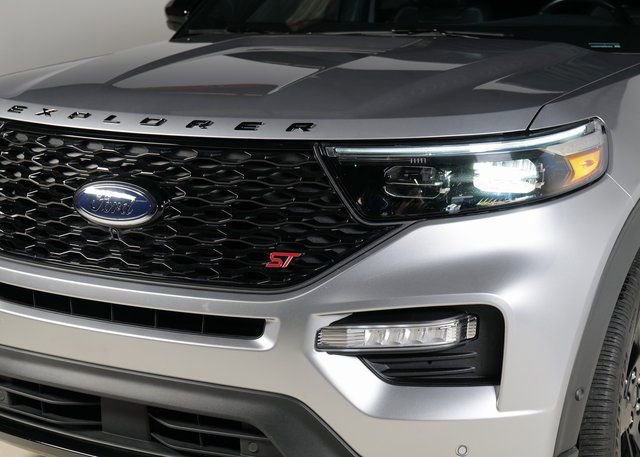 Used 2022 Ford Explorer ST w/ Equipment Group 401A image 29