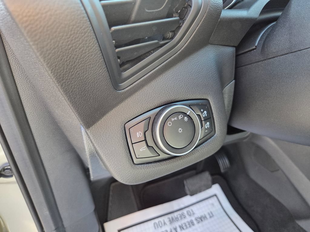 Used 2017 Ford Escape SE AWD/4WD image 14
