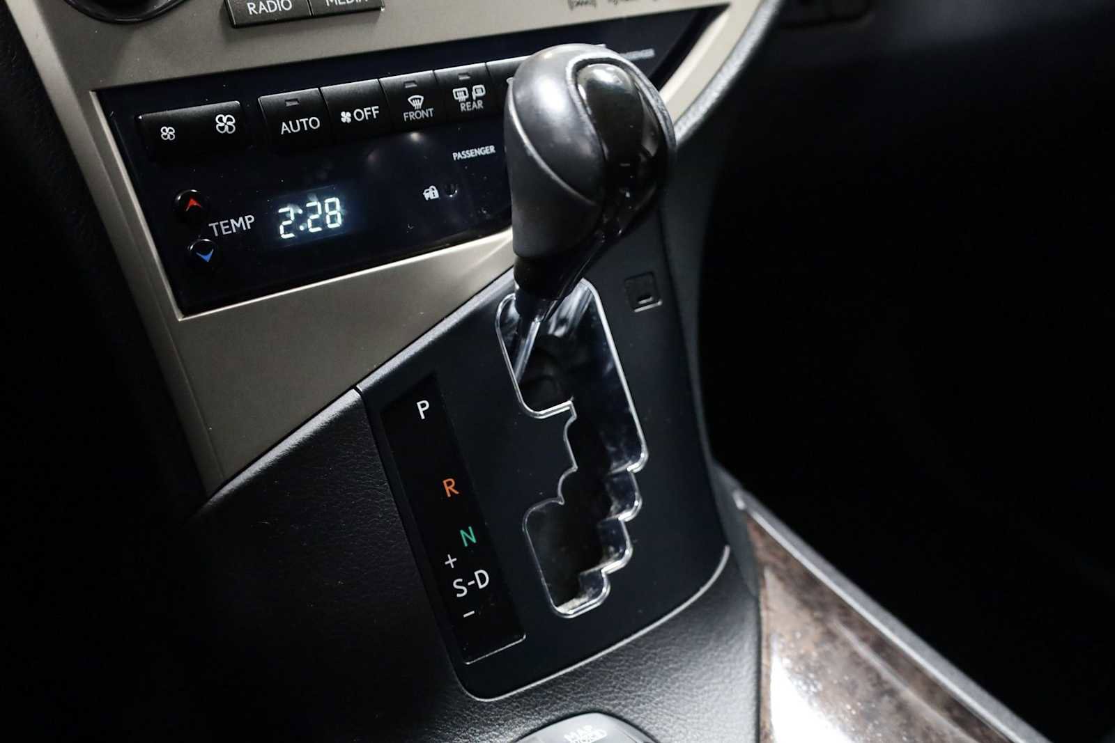 Used 2013 Lexus RX 450h AWD image 29