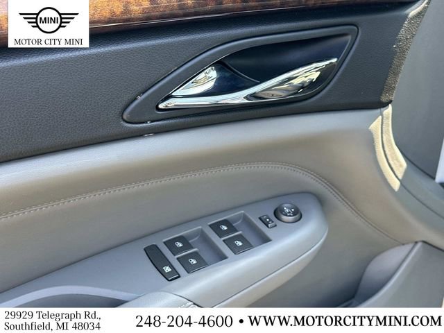 Used 2010 Cadillac SRX Luxury image 19