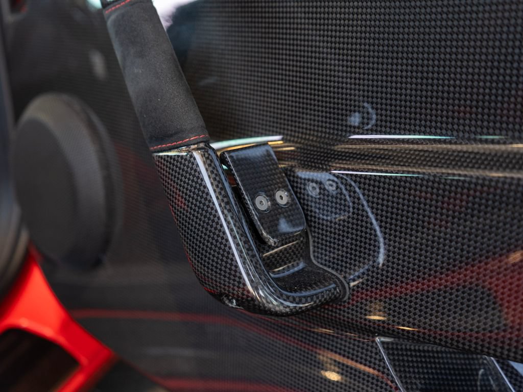 Used 2015 Ferrari 458 Speciale Coupe RWD image 31