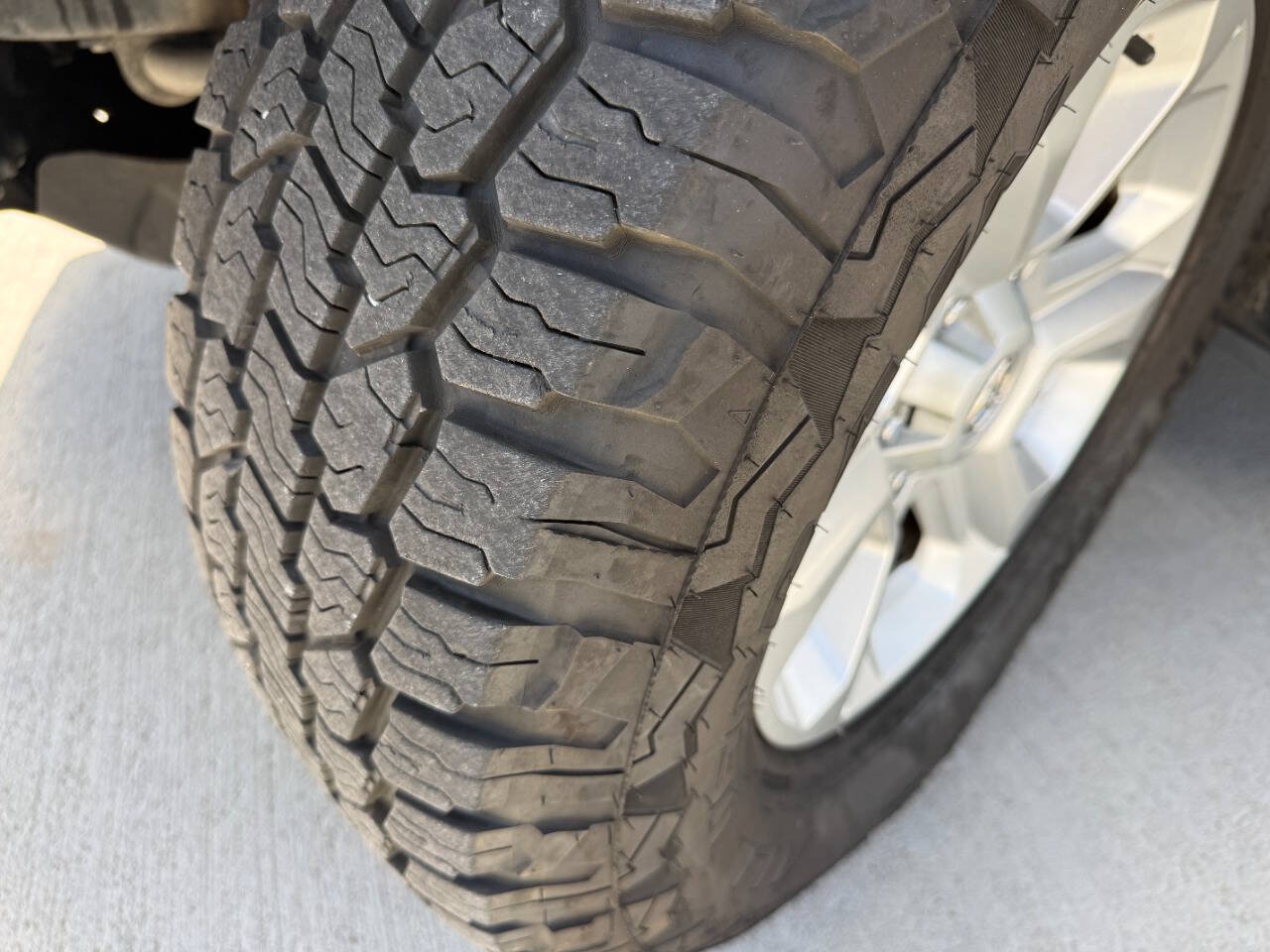 Used 2015 Toyota 4Runner SR5 Premium AWD/4WD image 10