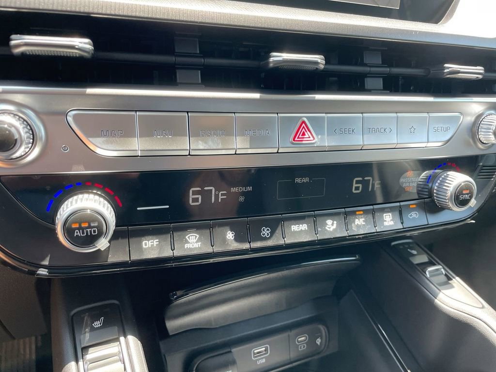 Used 2025 Kia Telluride S image 45