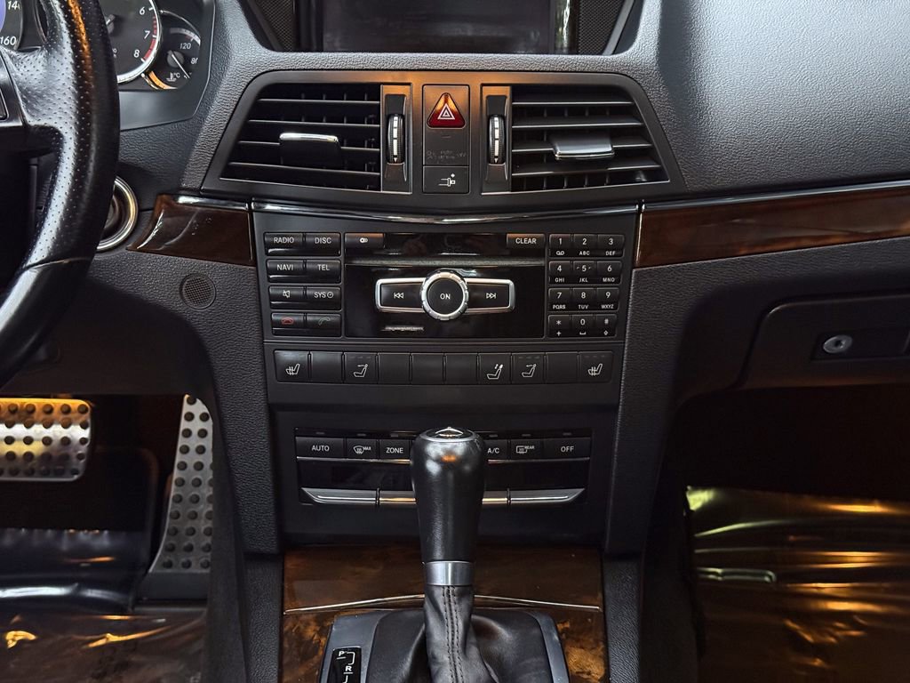 Used 2013 Mercedes-Benz E 350 Cabriolet image 21