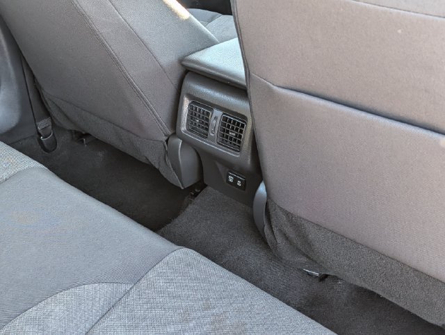 Used 2025 Toyota Camry LE FWD image 30