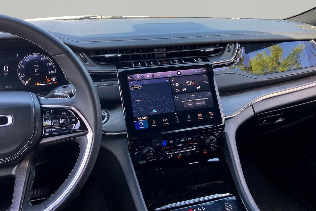 Used 2023 Jeep Grand Cherokee L Overland image 9