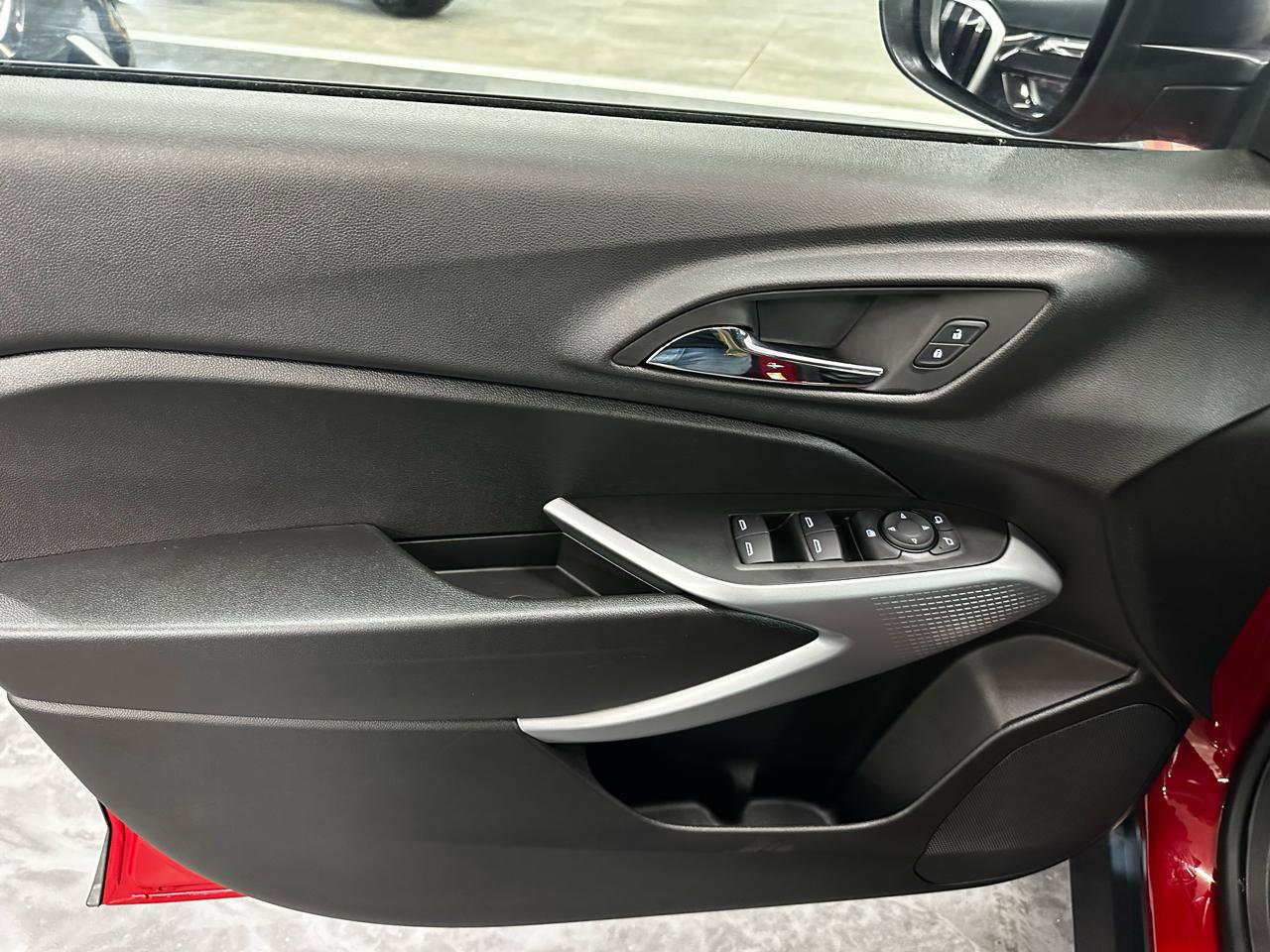 Used 2026 Chevrolet Trax LS image 12