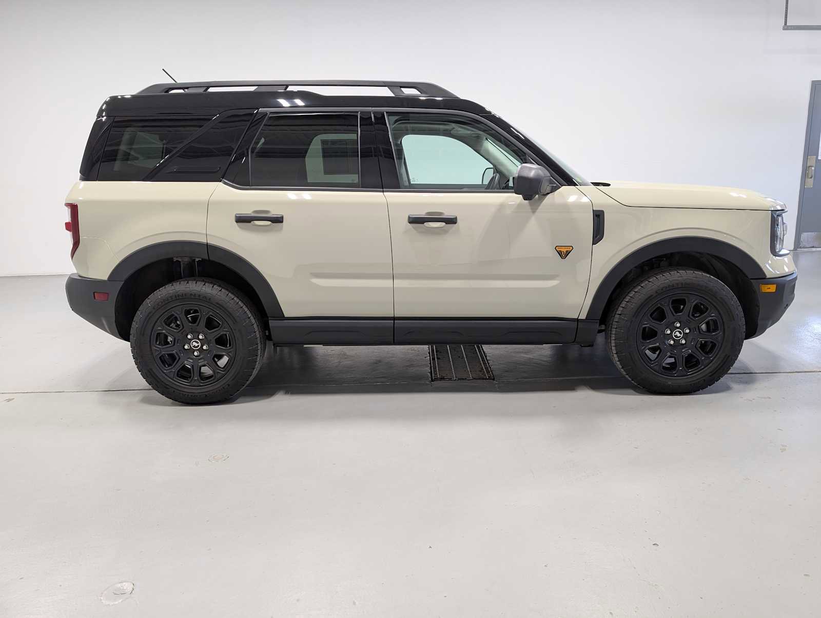 Certified 2025 Ford Bronco Sport Badlands w/ Badlands Tech Package AWD/4WD image 7