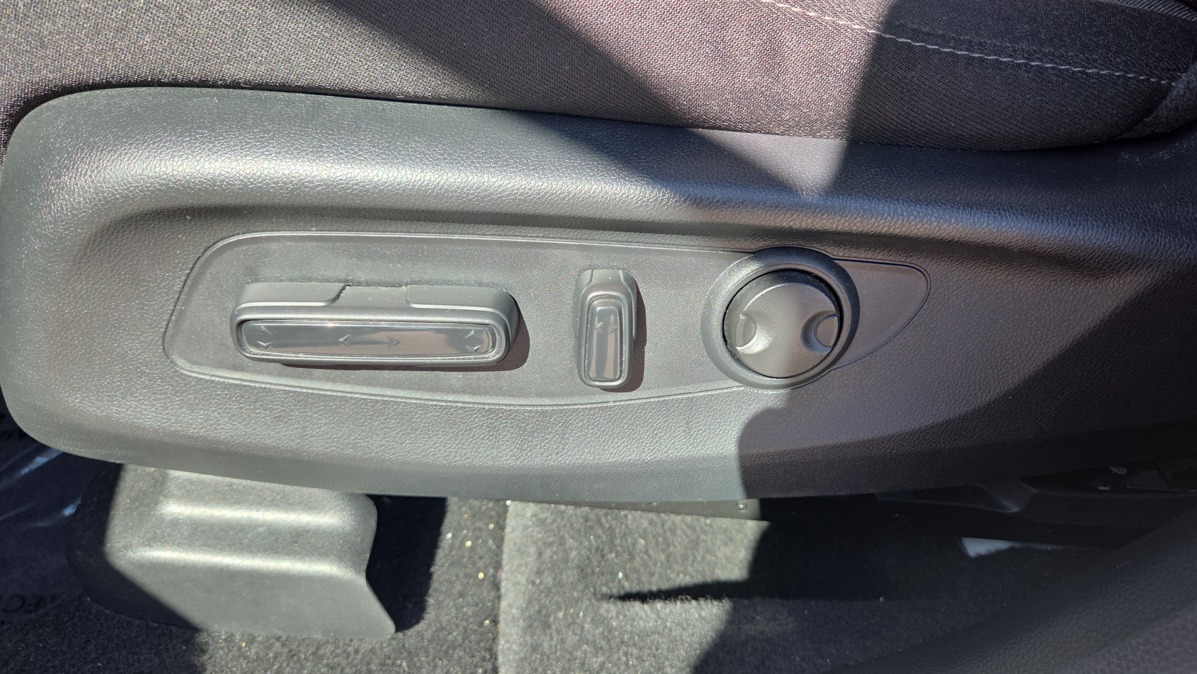 Certified 2024 Honda CR-V EX image 12