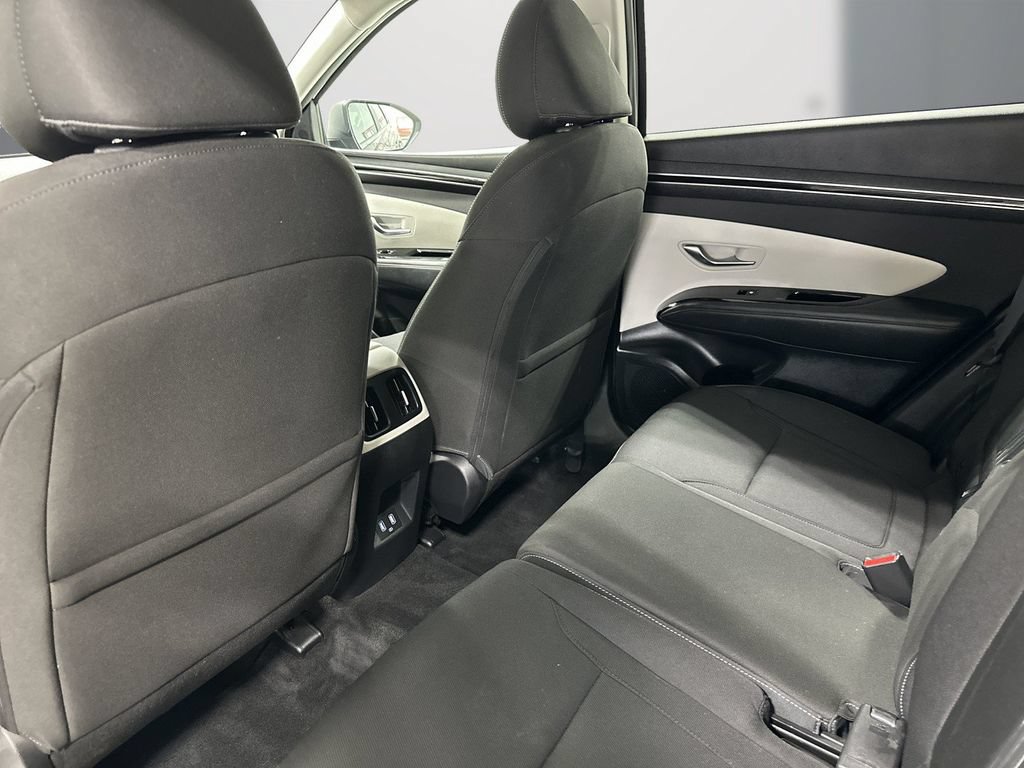 Certified 2022 Hyundai Tucson SEL w/ Convenience Package FWD image 16