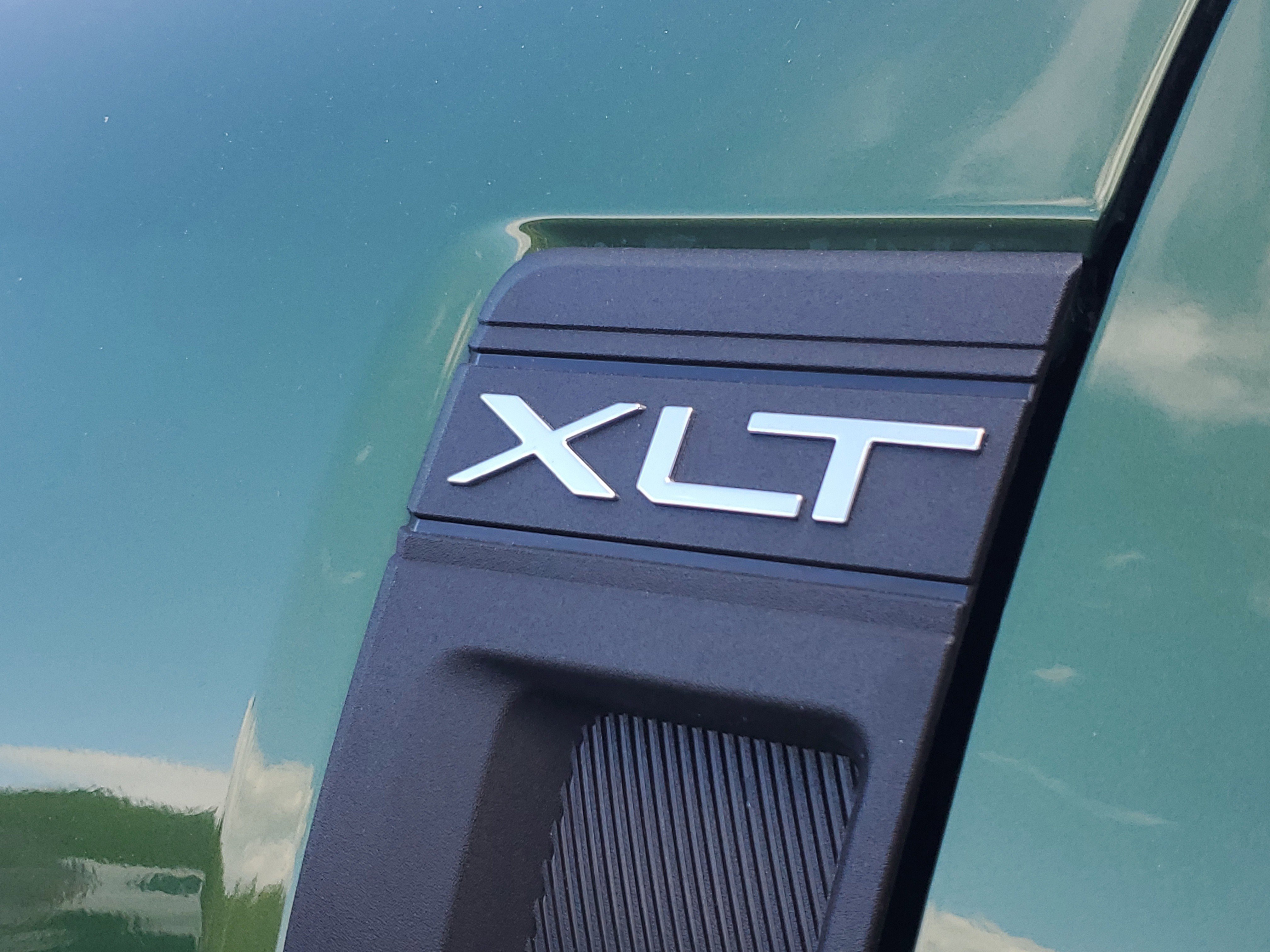 New 2025 Ford Maverick XLT w/ XLT Luxury Package AWD/4WD image 28
