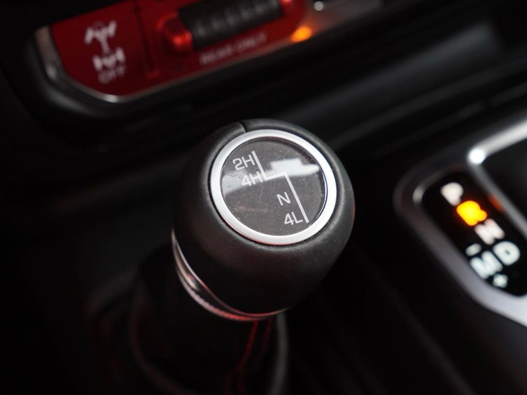 Used 2018 Jeep Wrangler Unlimited Rubicon image 15