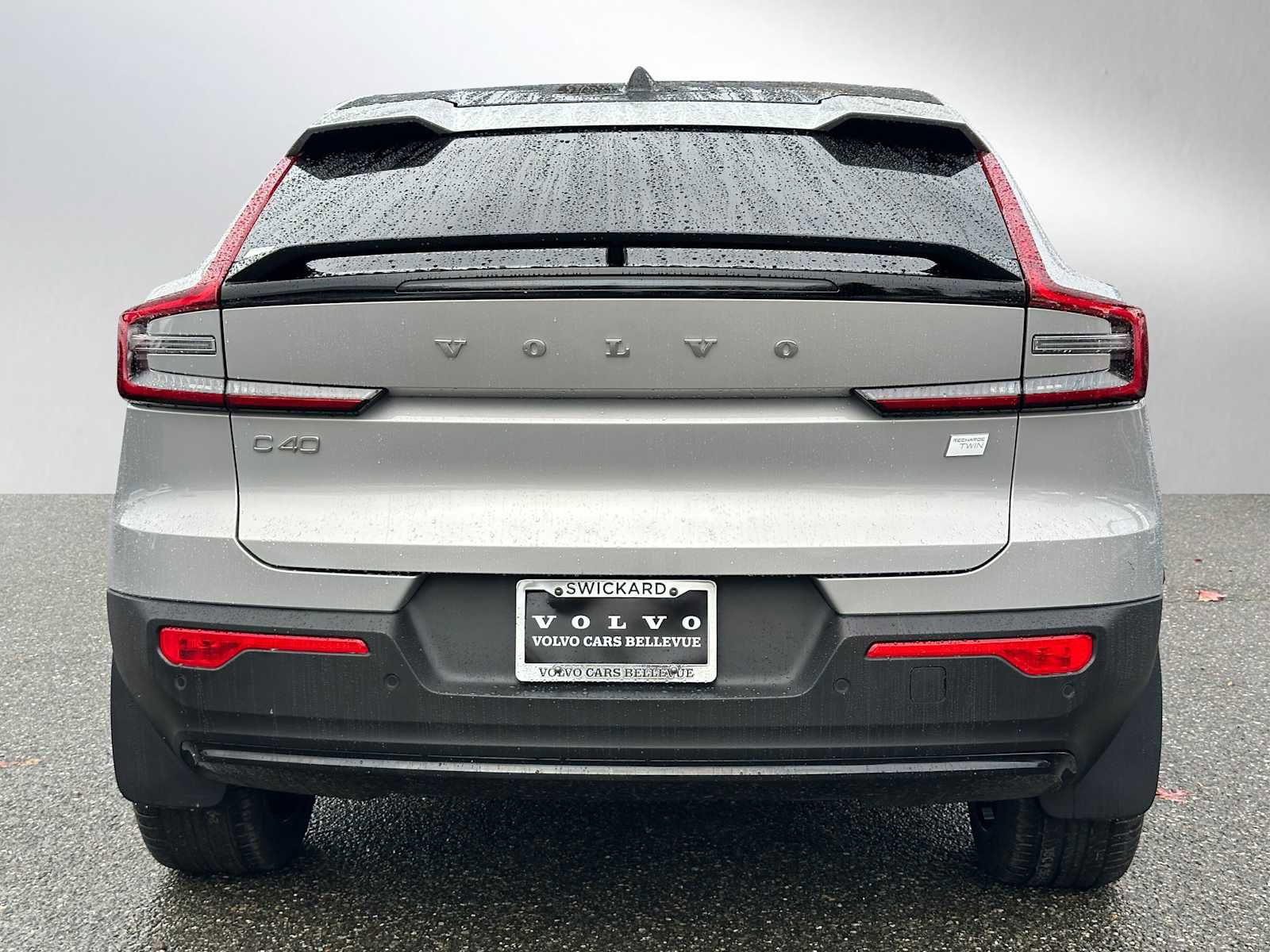 Certified 2023 Volvo C40 P8 Recharge Ultimate image 4