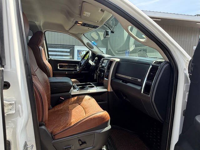 Used 2011 RAM 2500 Longhorn w/ HD Snow Plow Prep Group AWD/4WD image 31