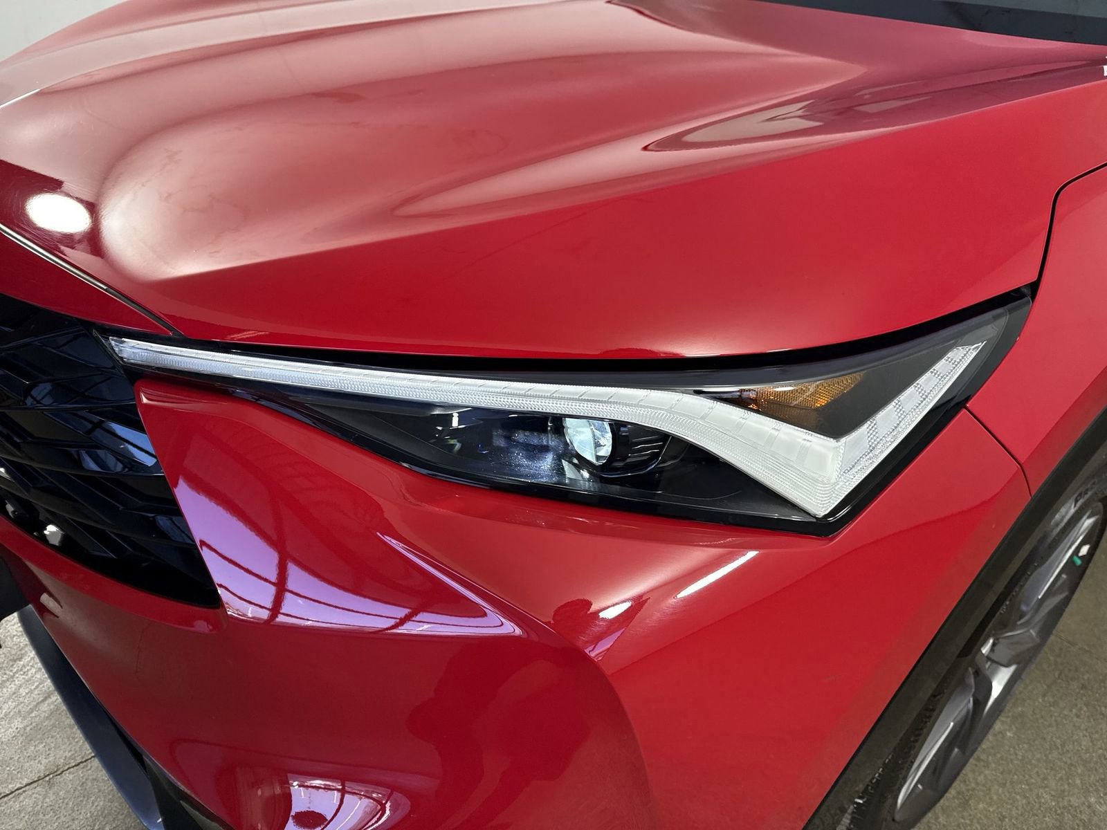 Certified 2025 Acura ADX A-Spec image 31