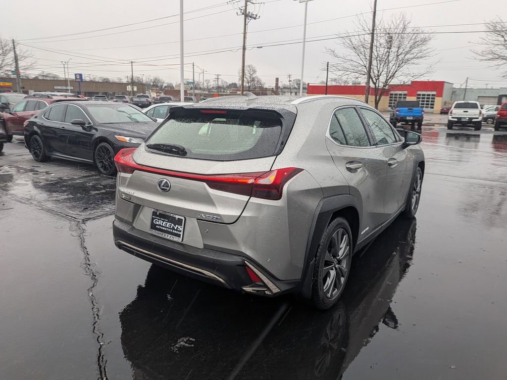 Used 2020 Lexus UX 250h F Sport w/ F Sport Premium Package image 11