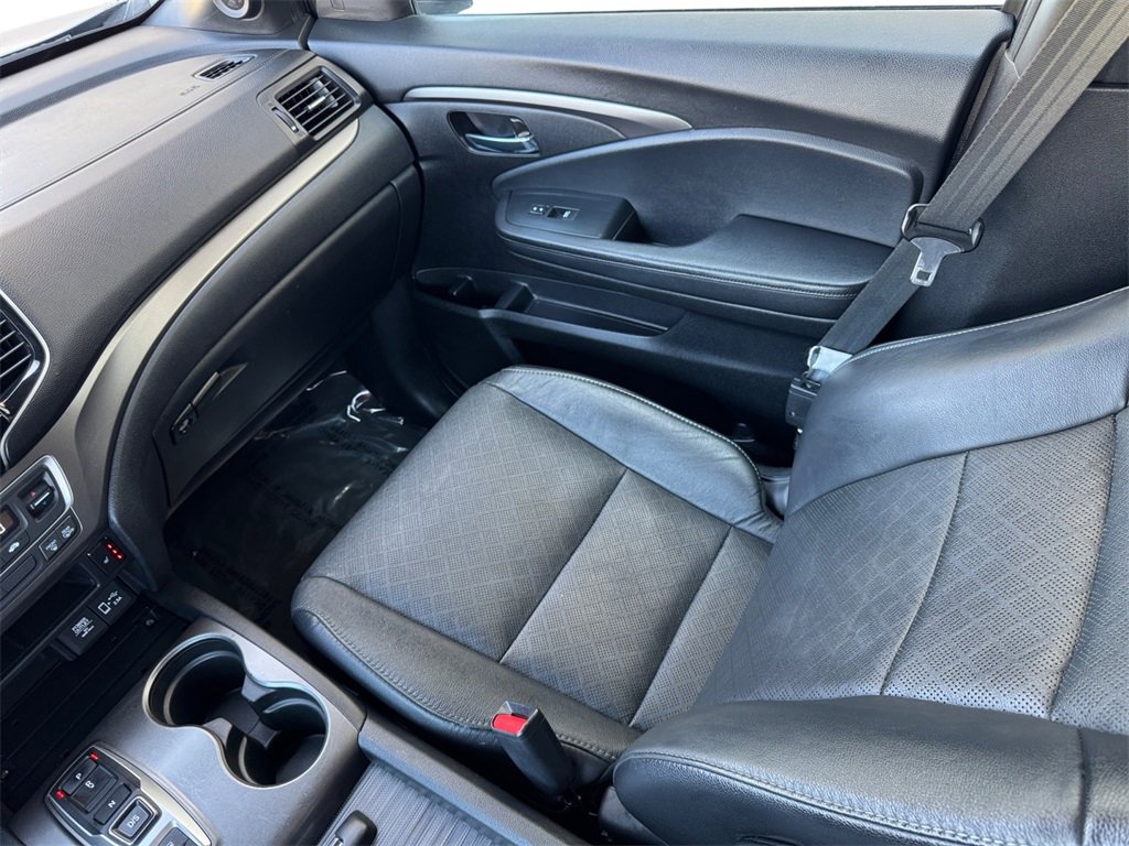 Used 2021 Honda Passport EX-L image 17