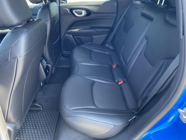 New 2025 Jeep Compass Latitude w/ Sun & Sound Group AWD/4WD image 26