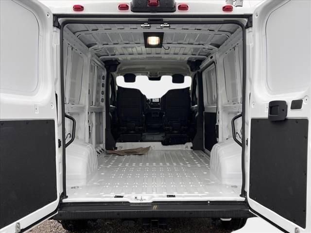 New 2025 RAM ProMaster 3500 w/ Quick Order Package 22G SLT image 21