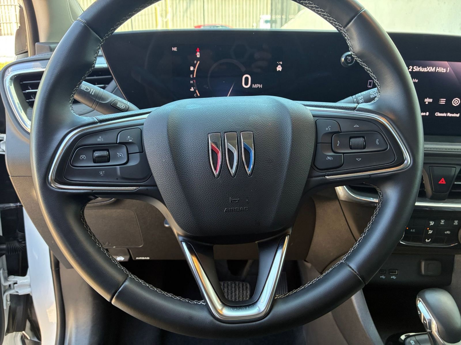 Used 2025 Buick Encore GX Preferred image 27