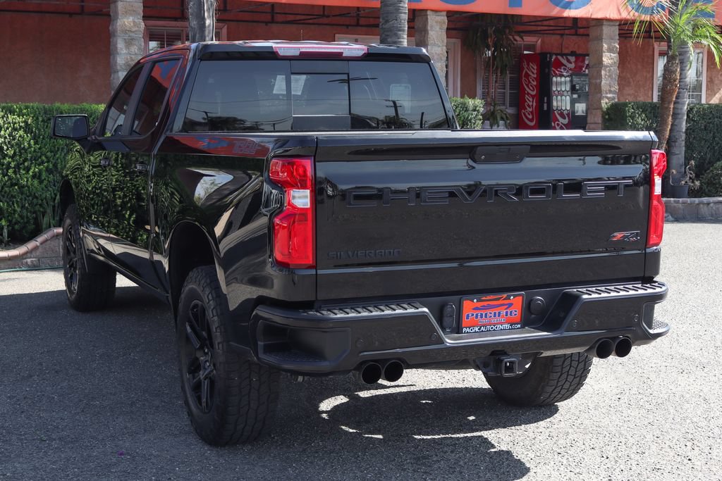 Used 2021 Chevrolet Silverado 1500 LT Trail Boss w/ Convenience Package II AWD/4WD image 6