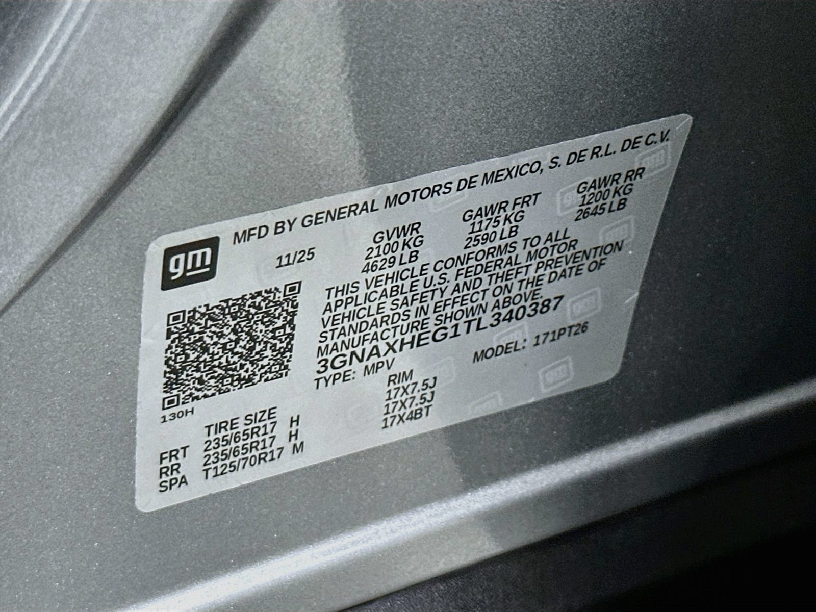 Used 2026 Chevrolet Equinox LT FWD image 32