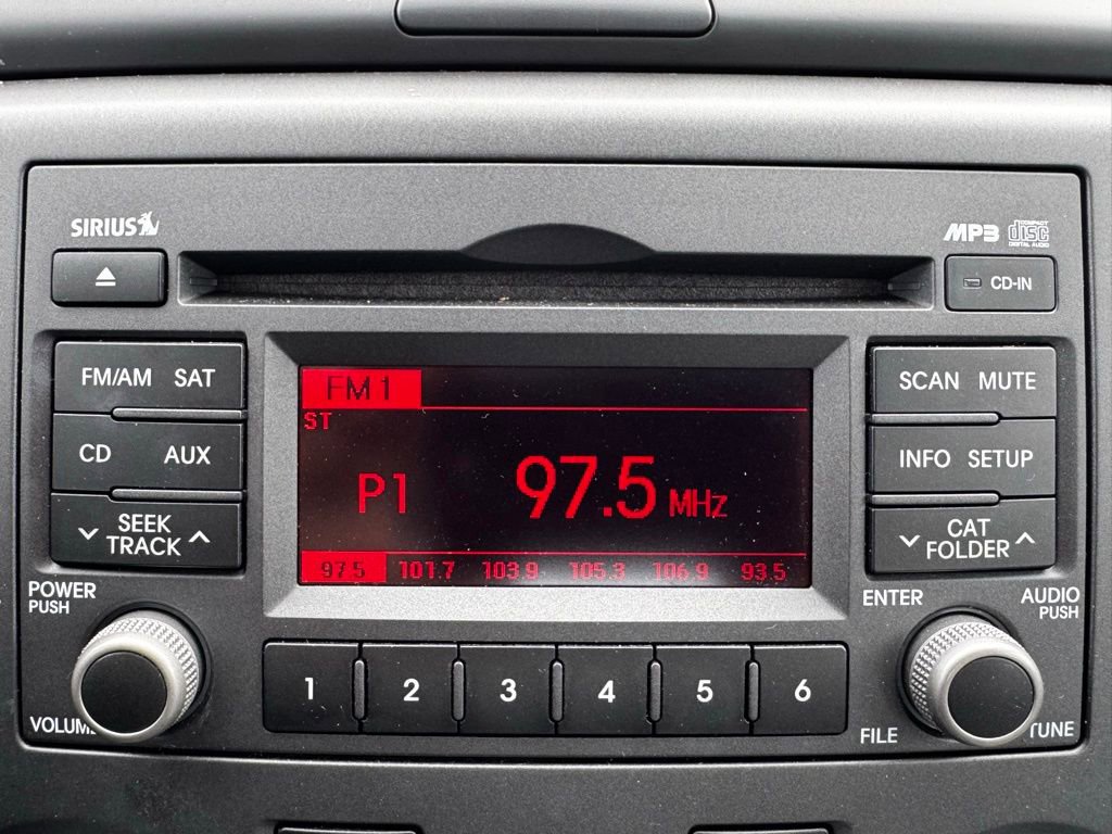 Used 2010 Kia Optima LX image 11