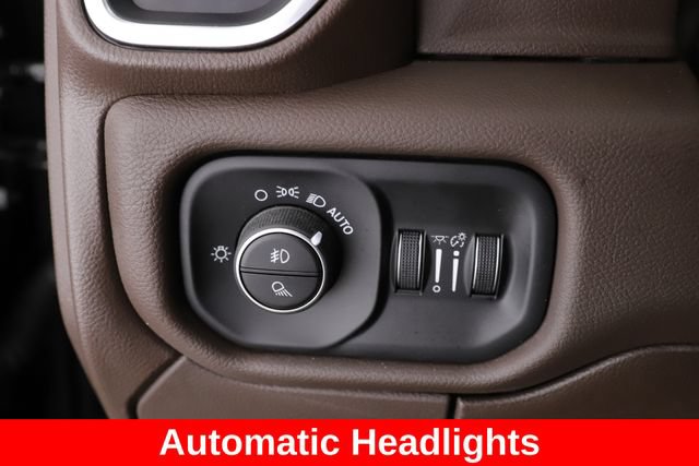 Used 2025 RAM 2500 Laramie AWD/4WD image 20