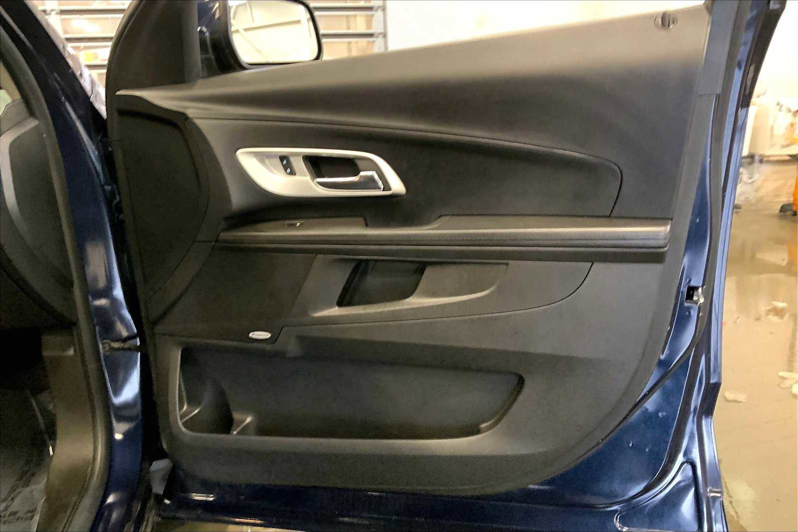 Used 2016 Chevrolet Equinox LT image 22