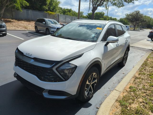 Used 2023 Kia Sportage EX AWD/4WD image 5