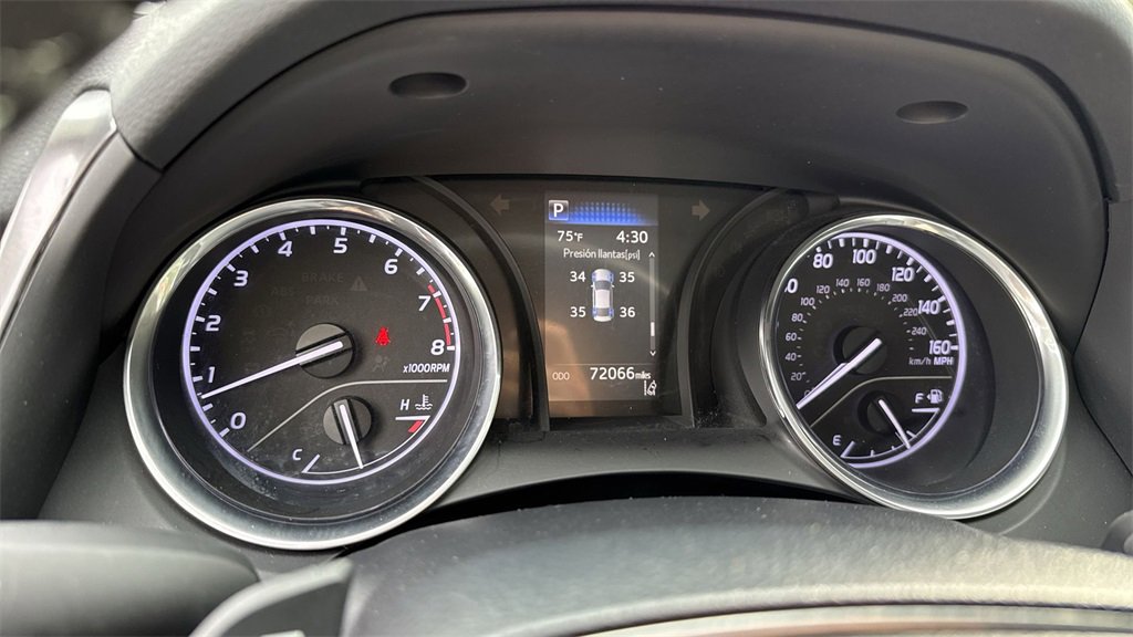 Used 2020 Toyota Camry SE image 50