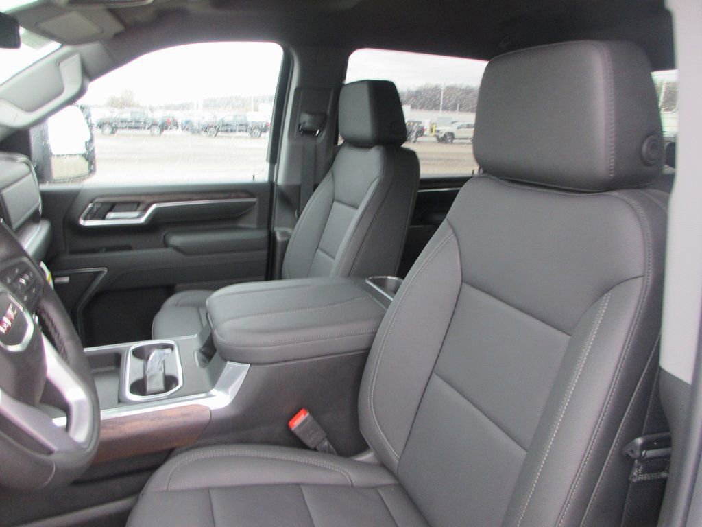 New 2026 GMC Sierra 2500 SLT image 14