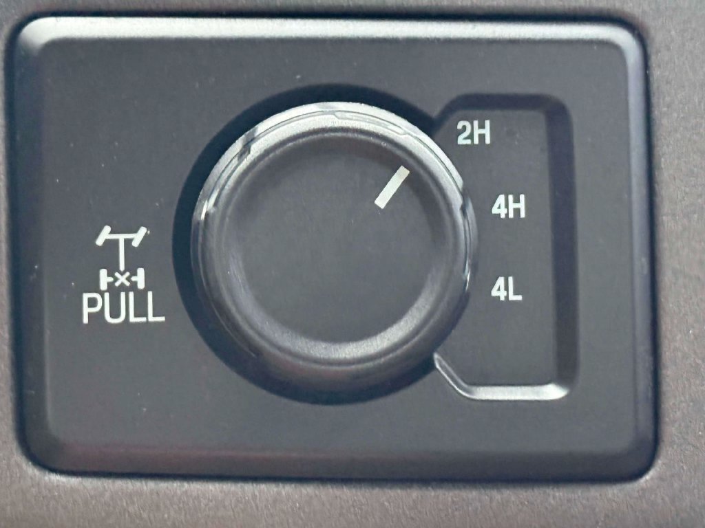 Used 2021 Ford F250 XL w/ Power Equipment Group AWD/4WD image 19