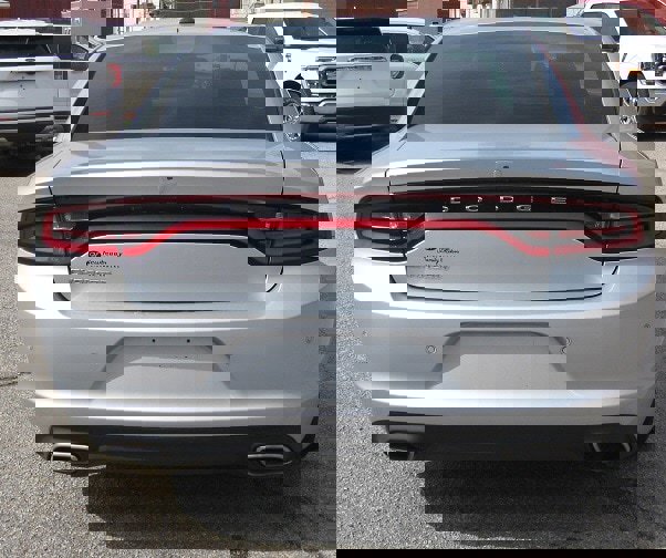 Used 2020 Dodge Charger SXT RWD image 6