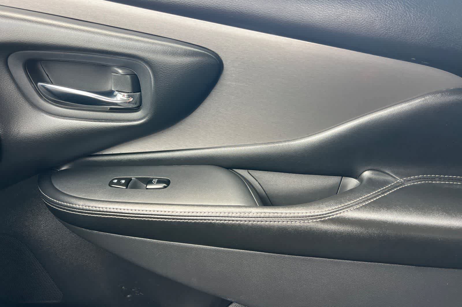 Used 2021 Nissan Murano S FWD image 21