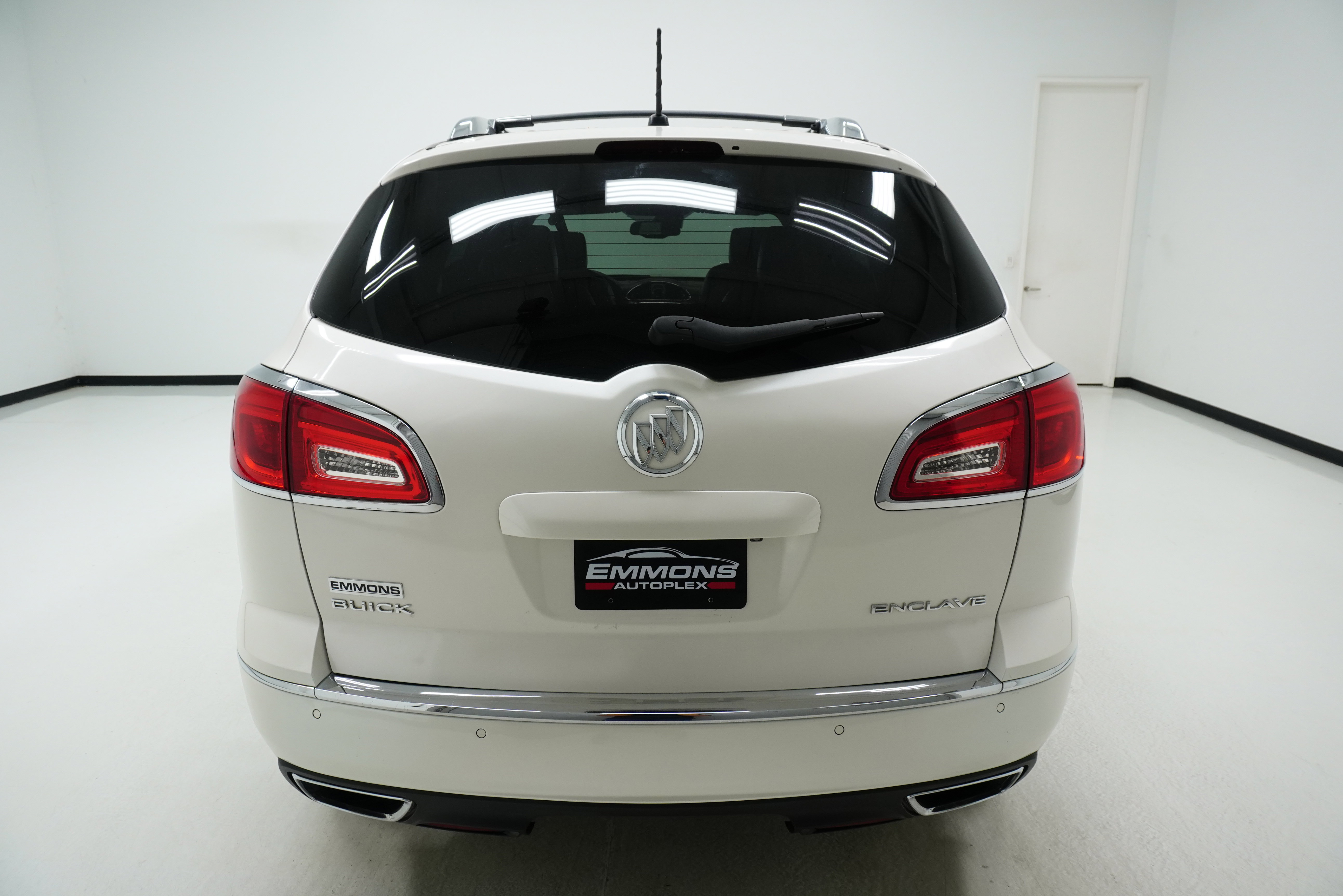 Used 2014 Buick Enclave Premium image 5