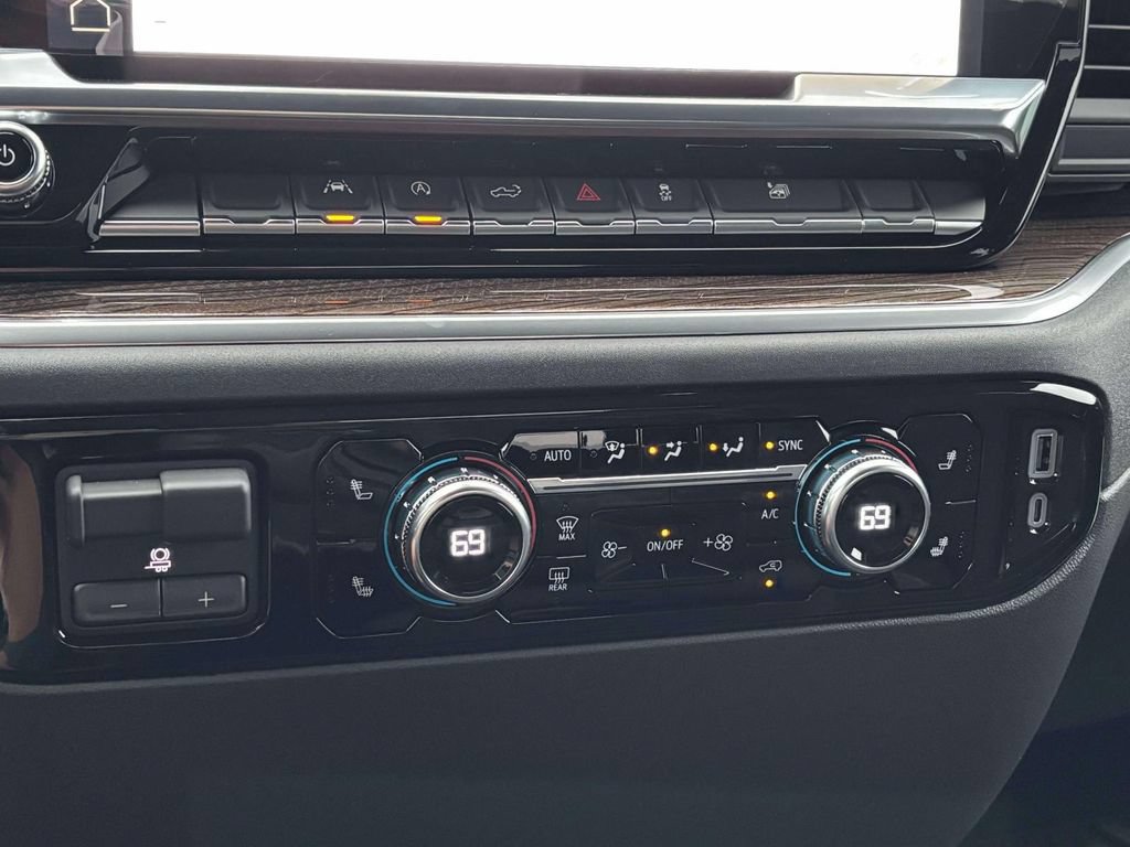 New 2026 GMC Sierra 1500 Elevation AWD/4WD image 15