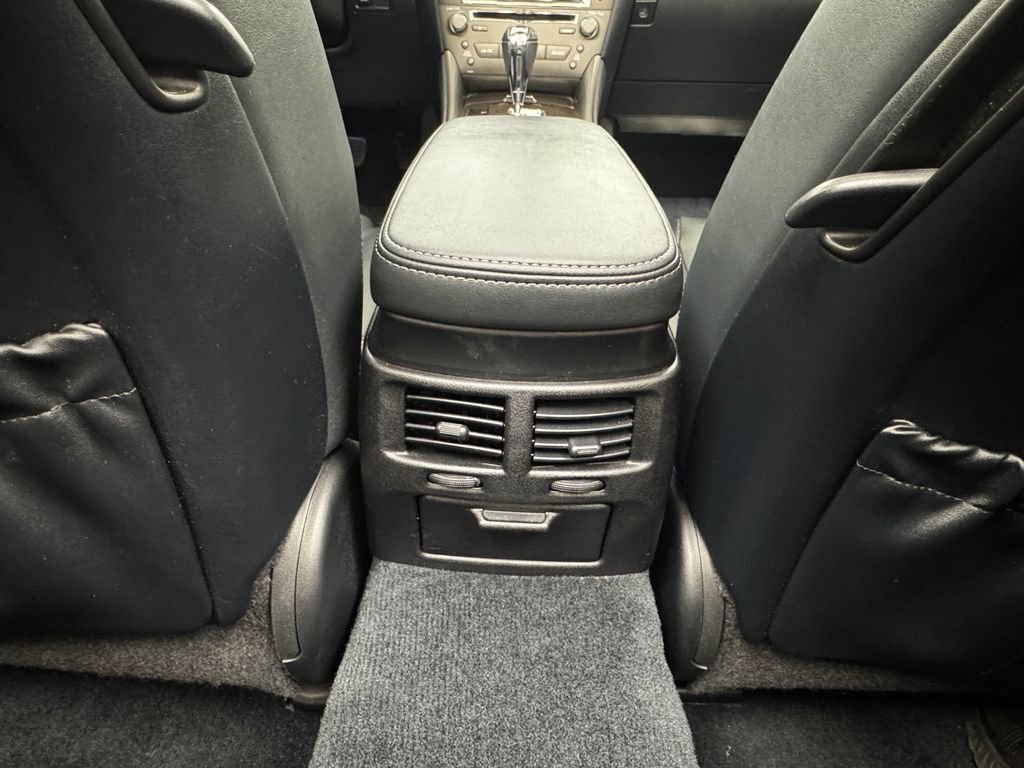 Used 2012 Lexus IS 350C image 34