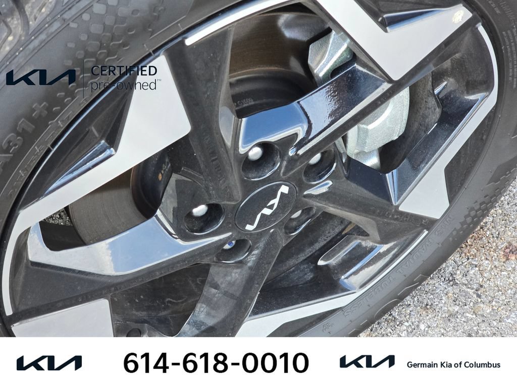 Certified 2025 Kia Seltos S AWD/4WD image 12