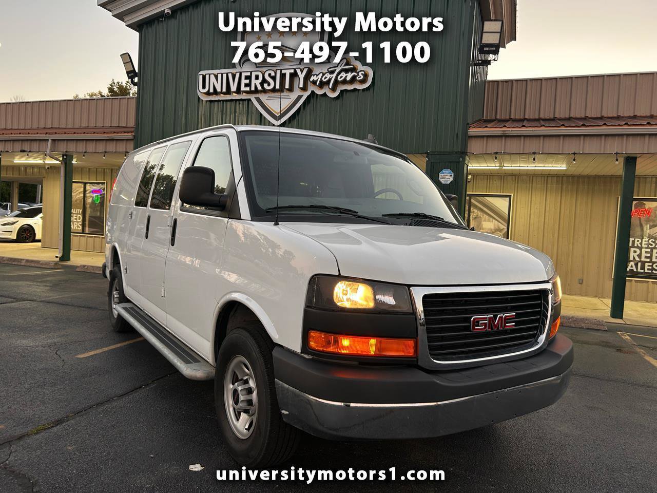 Used 2022 GMC Savana 2500 w/ Driver Convenience Package RWD image 1